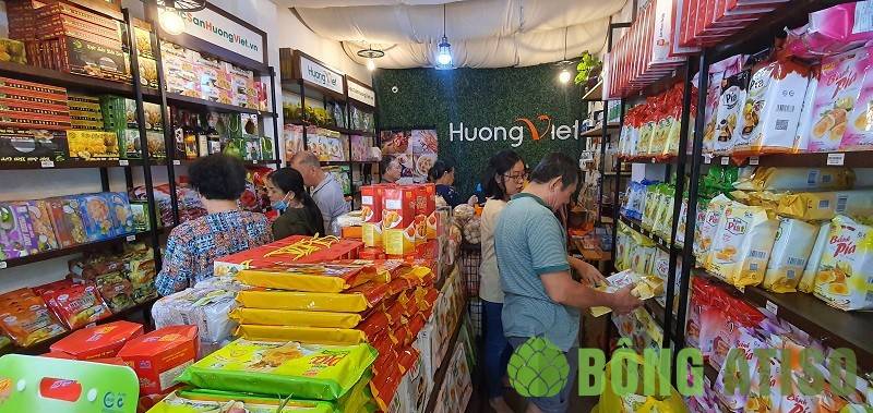 cửa hàng bánh kẹo quà tặng gần sân bay Tân Sơn Nhất